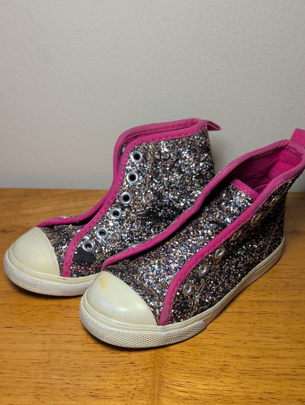Crazy 8 Glitter High Top Sneakers Silver Pink Girls Size 9